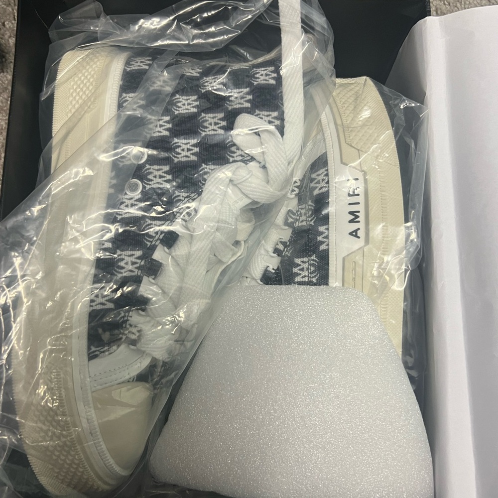 It’s brand new still in box never used because I got wrong size